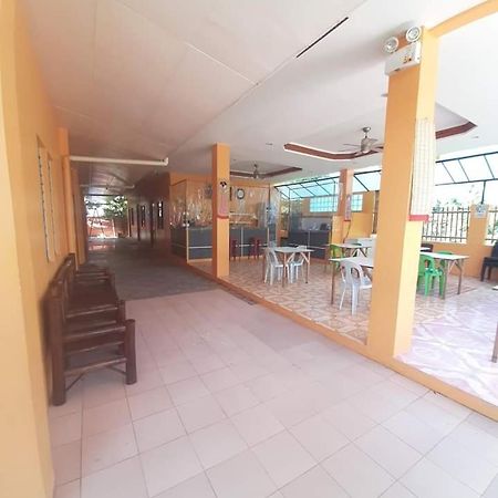 Отель Jessa'S 5 Guests House Моалбоал Экстерьер фото